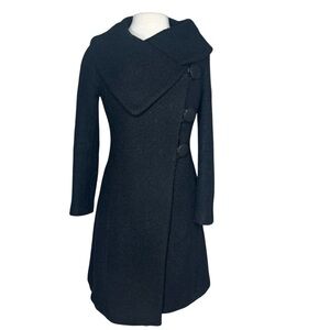 MaxMara Black Trench Coat with Dramatic Collar